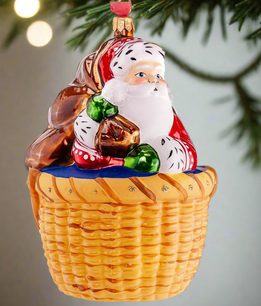 Santa in Nantucket Basket