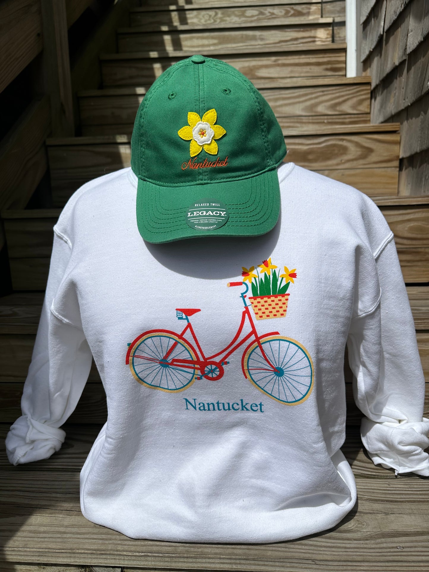 BIKE WITH DAFFODIL NANTUCKET CREW