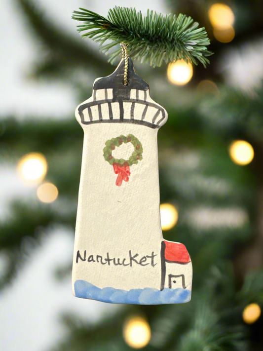 NANTUCKET BRANT POINT WITH WREATH CHRISTMAS ORNAMENT