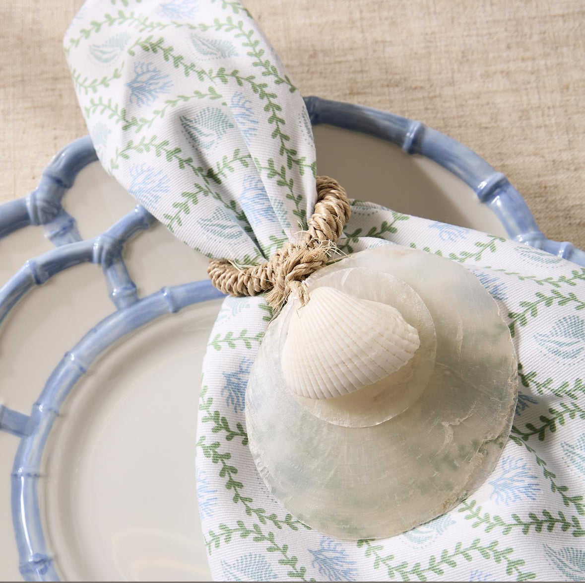 Set of 4 Shell Napkin rings