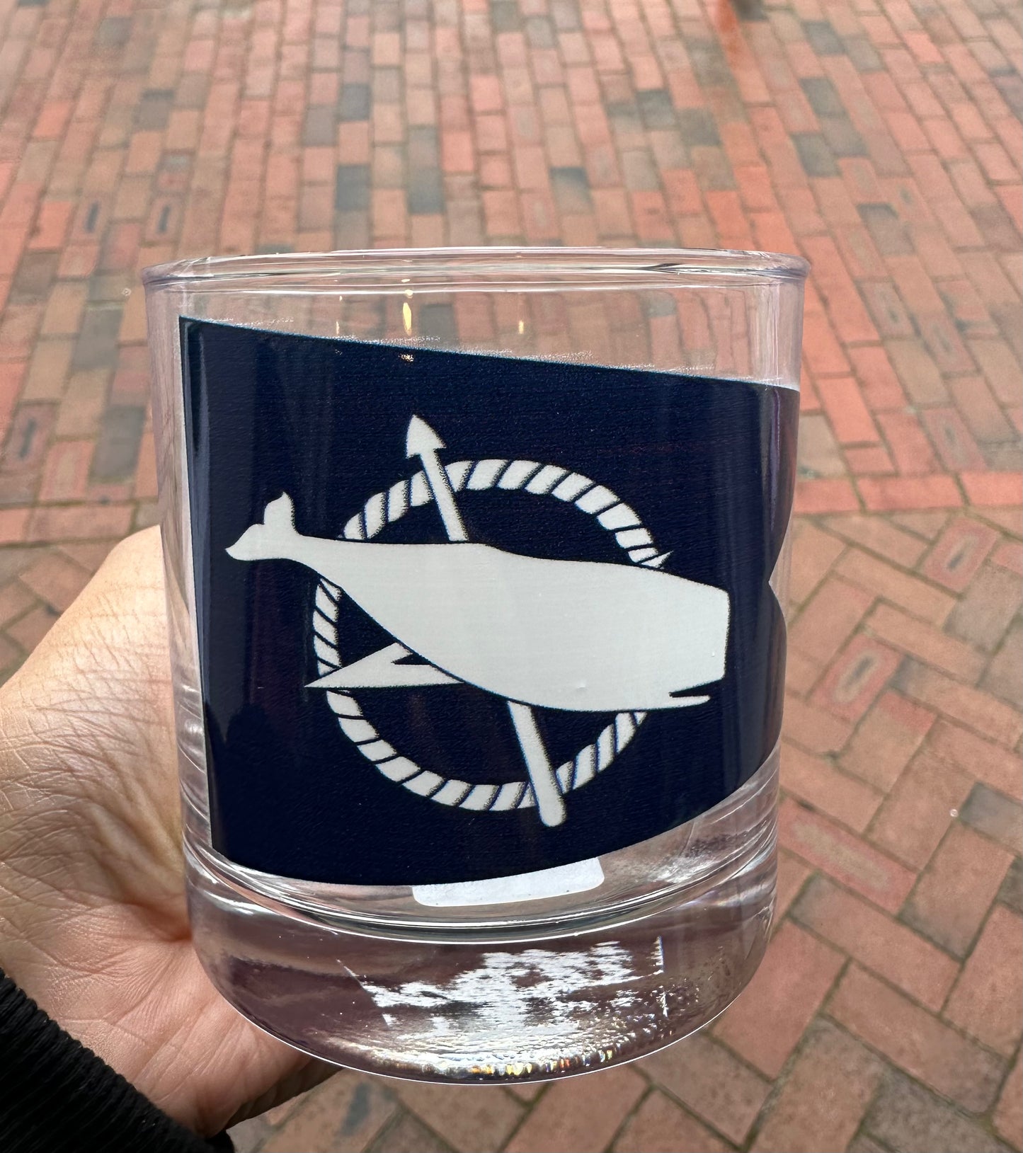 WHISKEY GLASS WITH BERGY