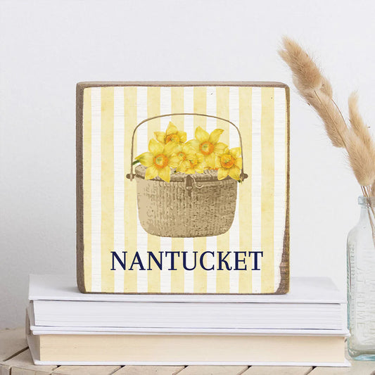 Nantucket Basket with Daffodil Wood Block