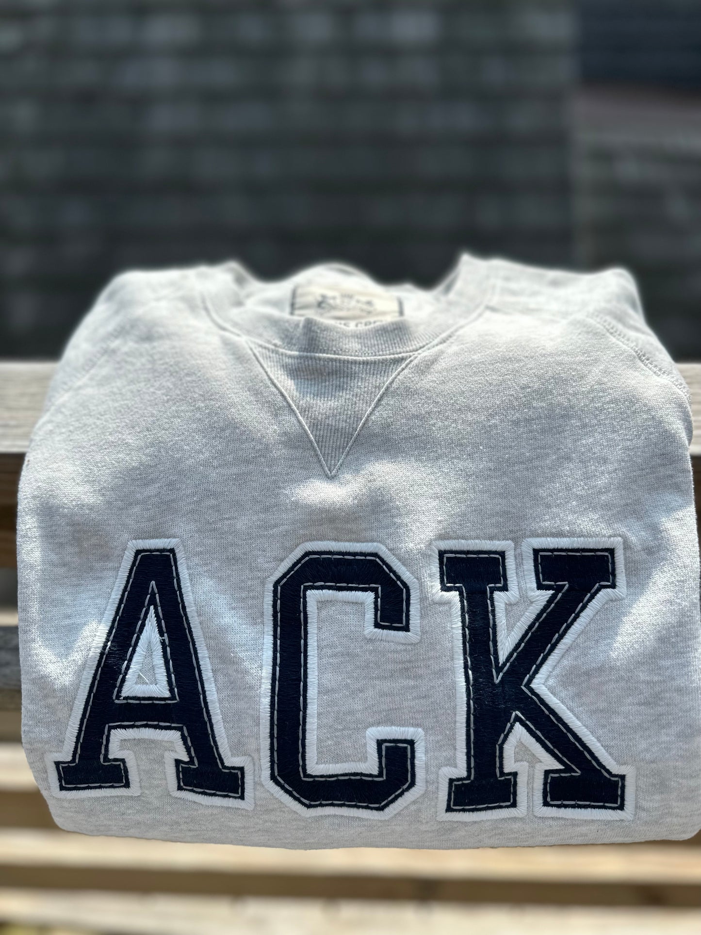 NANTUCKET ACK EMBELLISHED CREW