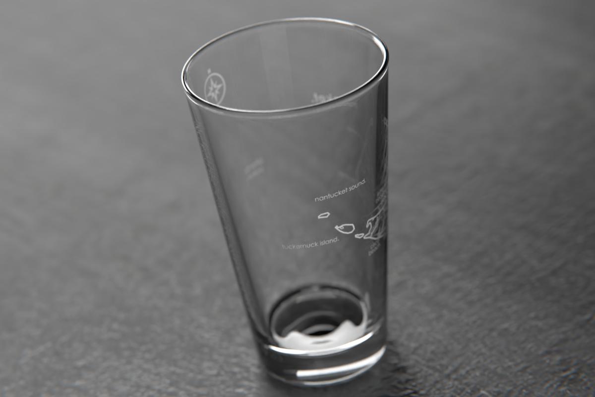 PINT GLASS WITH MAP OF NANTUCKET
