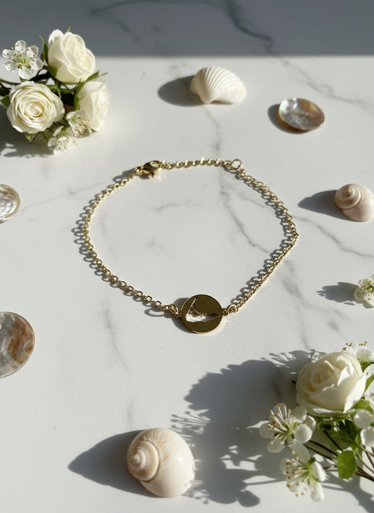 GOLD PLATED MAP CUT BRACELET