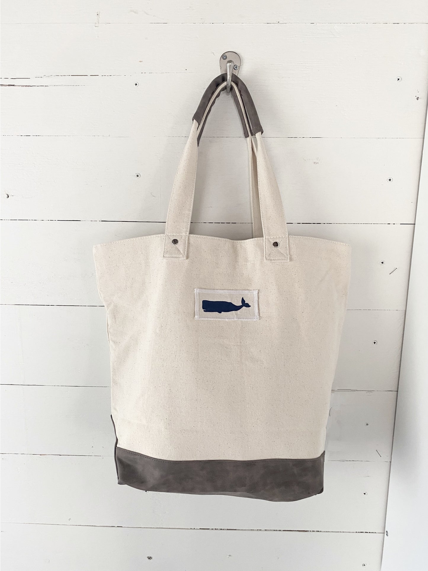 NATURAL WHALE TOTE BAG