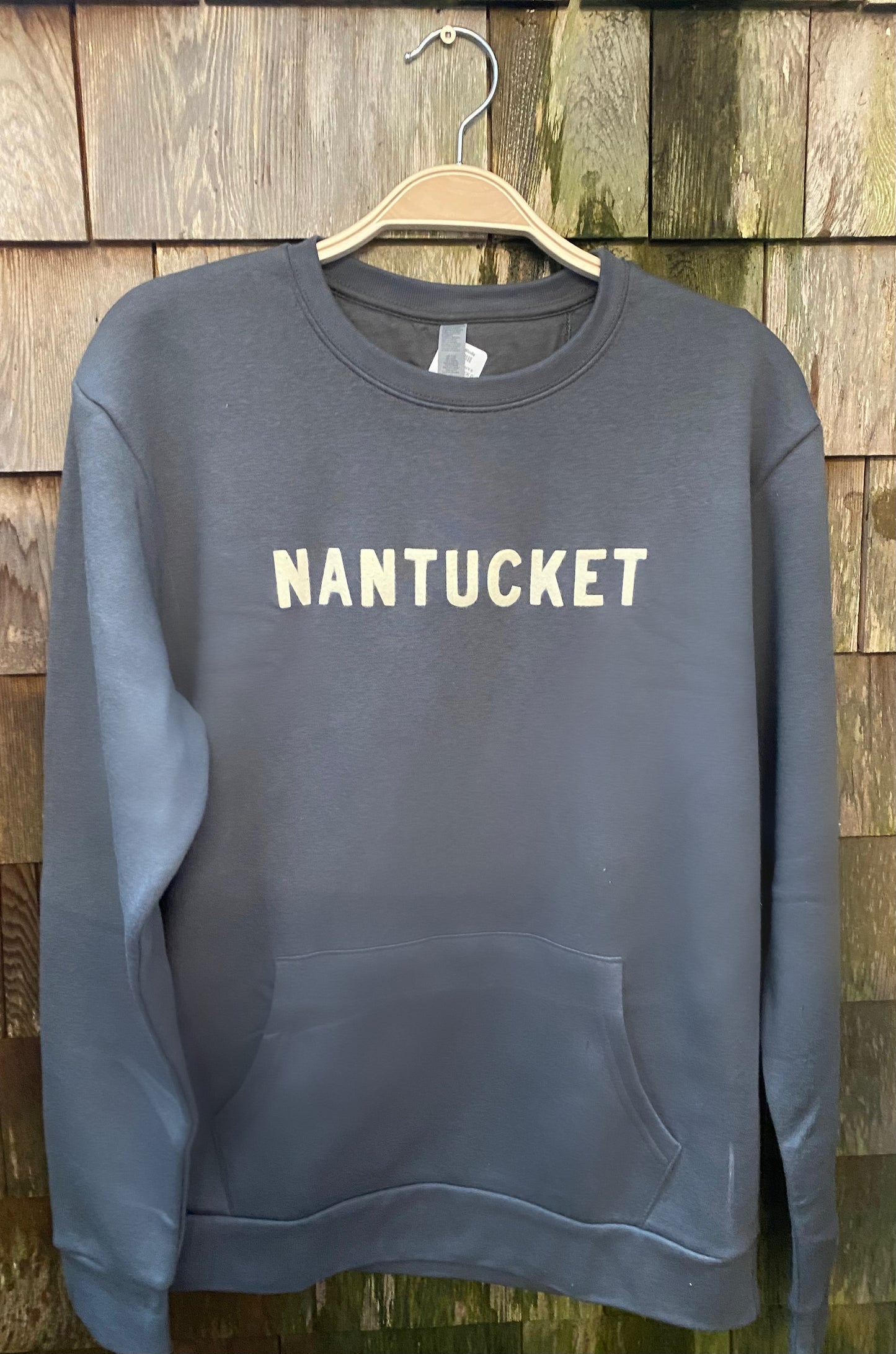 NANTUCKET POCKET CREW NECK SWEATSHIRT