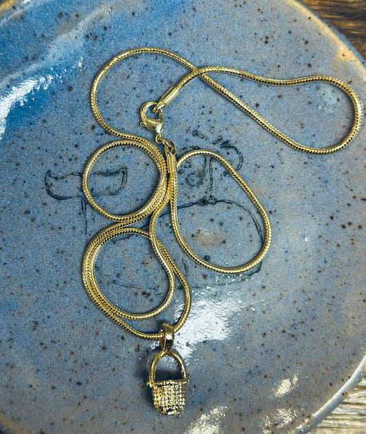 GOLD PLATED BASKET NECKLACE