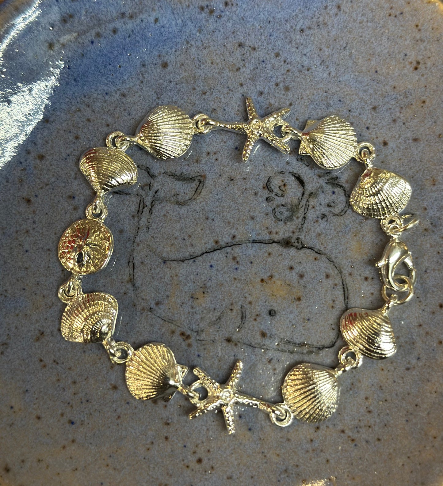 SILVER PLATED MIX SHELLS BRACELET