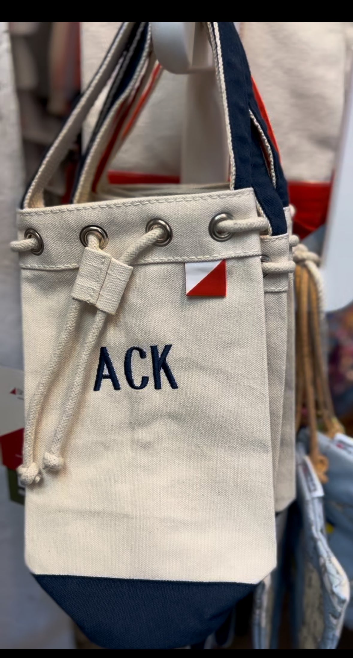 CHAMPAGNE NAVY BAG ACK BLOCK