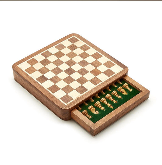 Magnetic Chess set in Hand Crafted Wooden Box