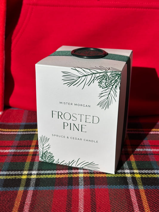 HOLIDAY EDITION FROSTED PINE CANDLE