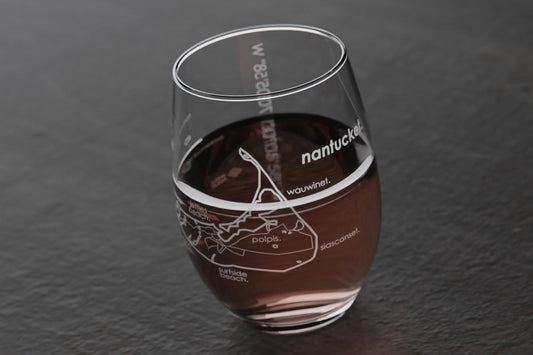 STEMLESS WINE WITH NANTUCKET MAP